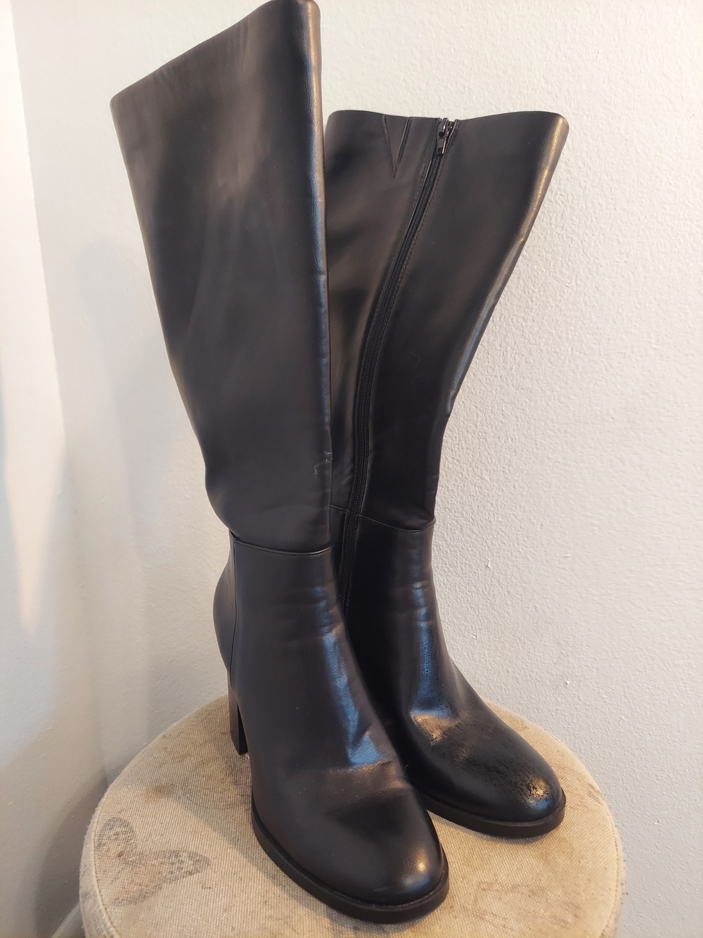 Unisa Lanna Black Knee Faux Leather Boots Size 10M